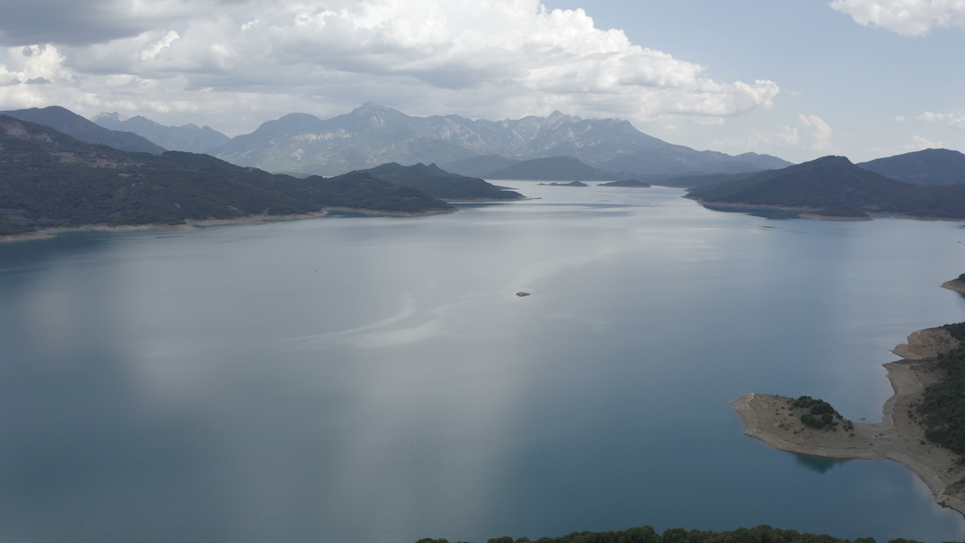 Λίμνη Κρεμαστών ● Ευρυτανία